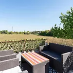 Aux Portes De La Camargue Apartmán *
