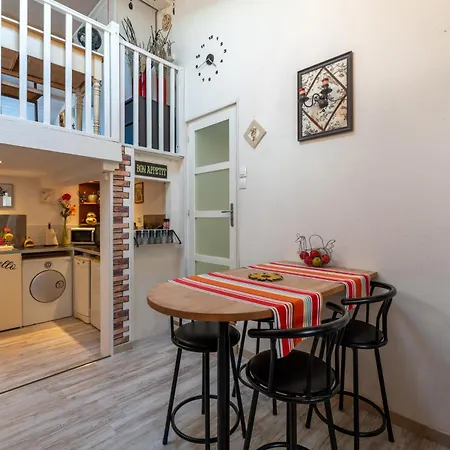 Aux Portes De La Camargue Apartment Manduel